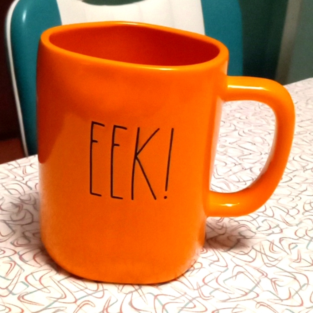 Rae Dunn Halloween mug 🧡🎃